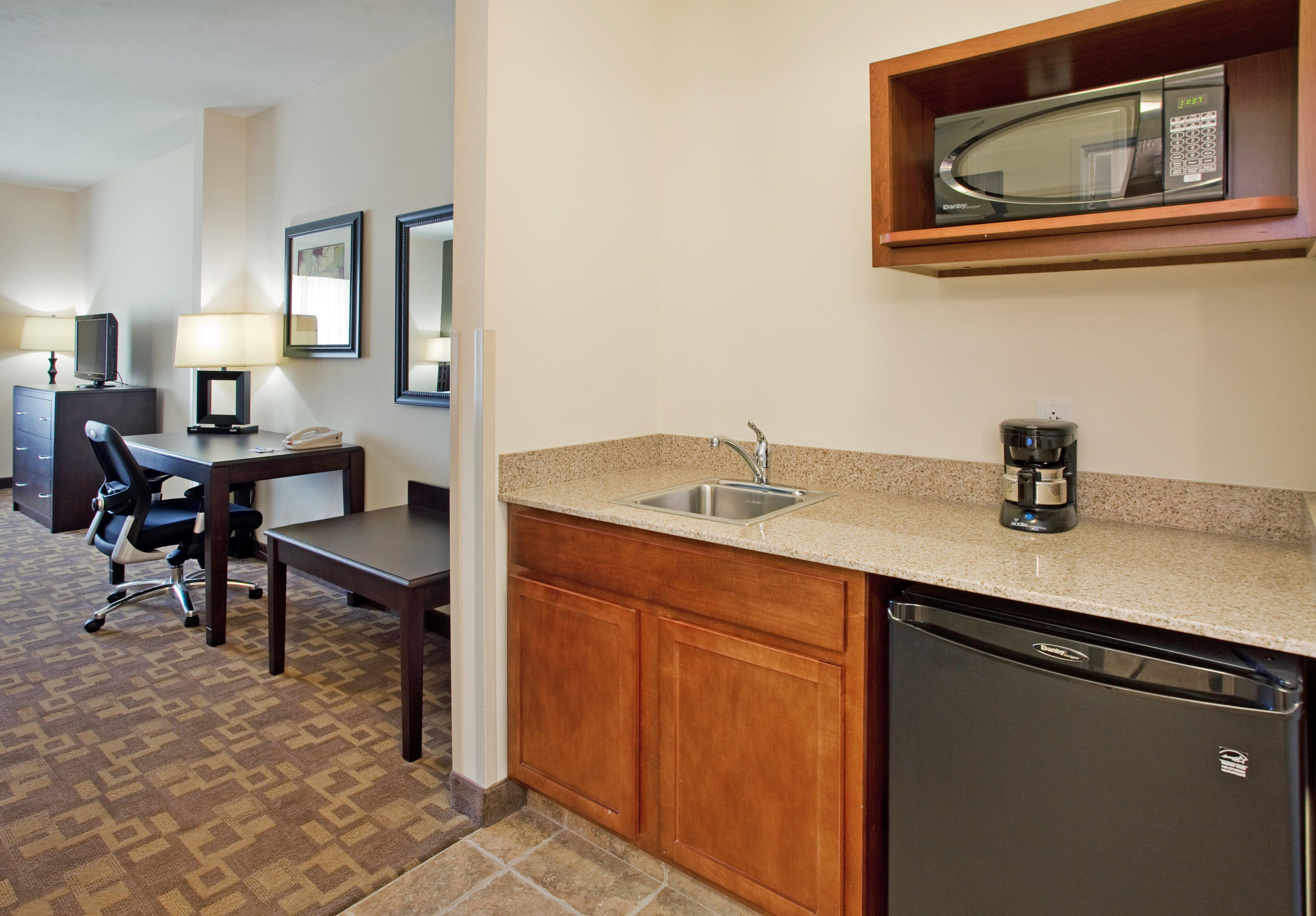 Holiday Inn Express & Suites North Τοπέκα Εξωτερικό φωτογραφία