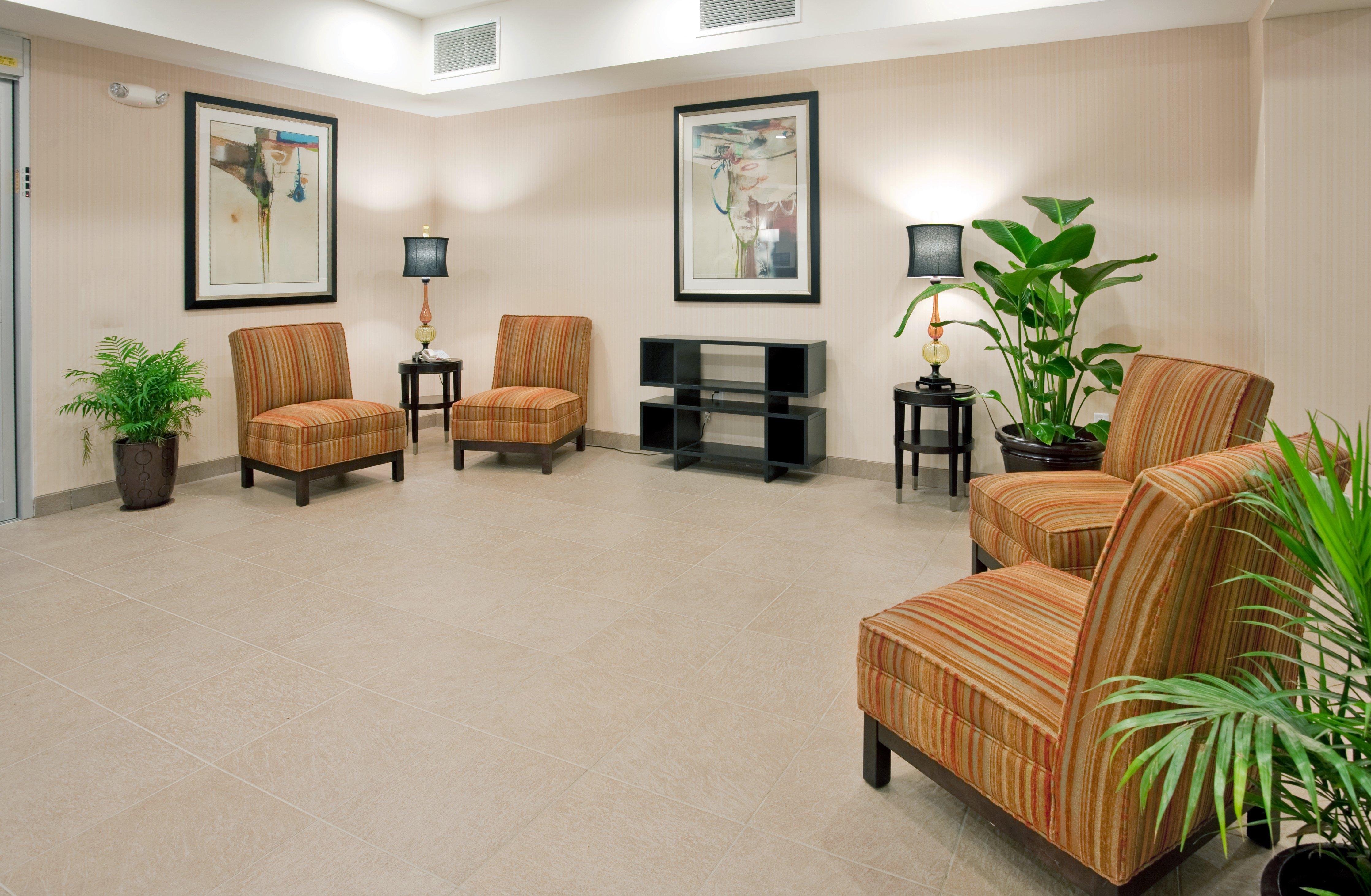 Holiday Inn Express & Suites North Τοπέκα Εξωτερικό φωτογραφία