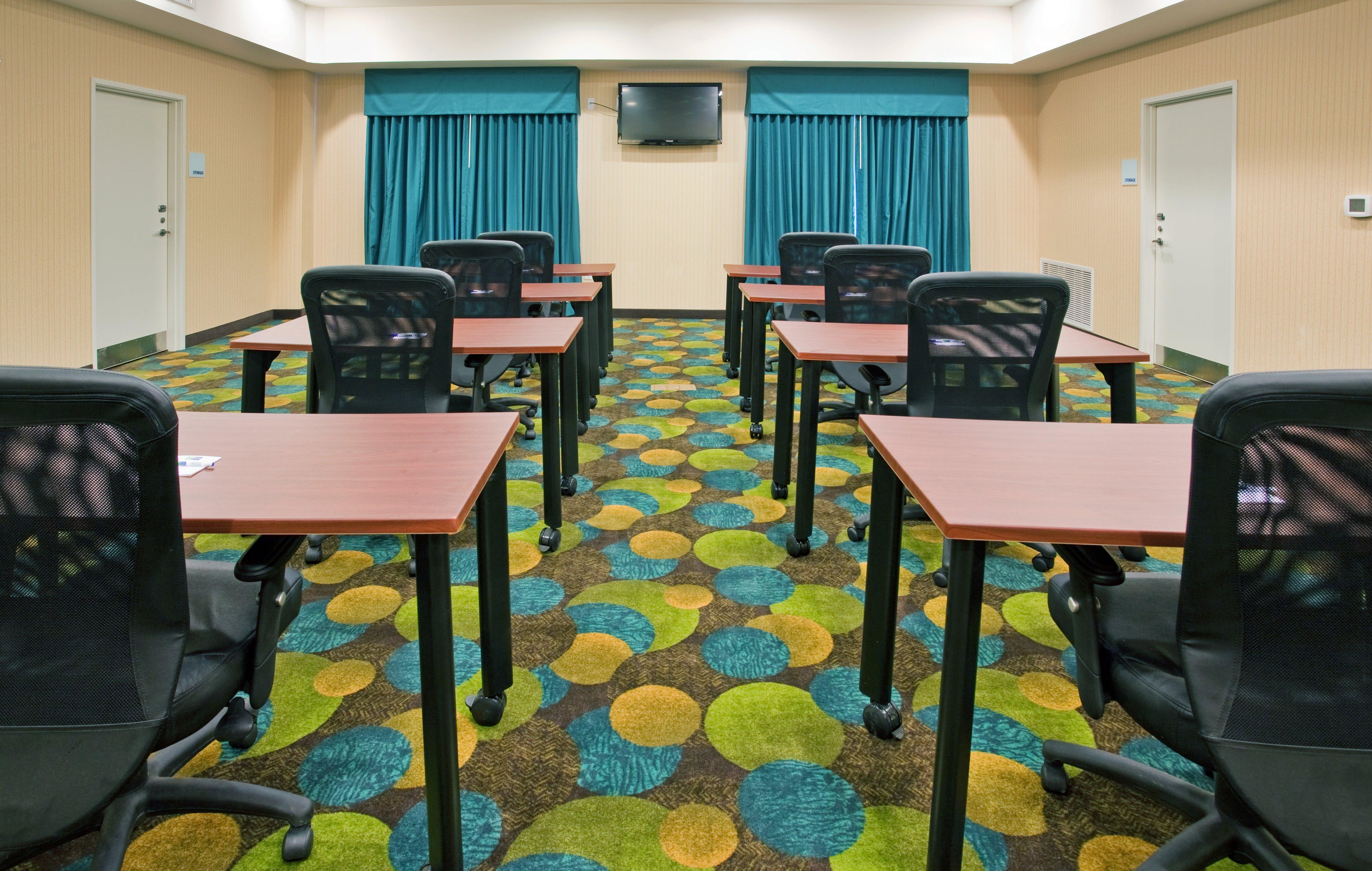 Holiday Inn Express & Suites North Τοπέκα Εξωτερικό φωτογραφία