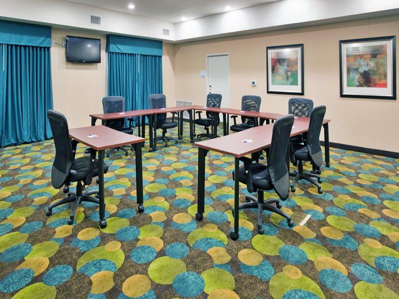 Holiday Inn Express & Suites North Τοπέκα Εξωτερικό φωτογραφία