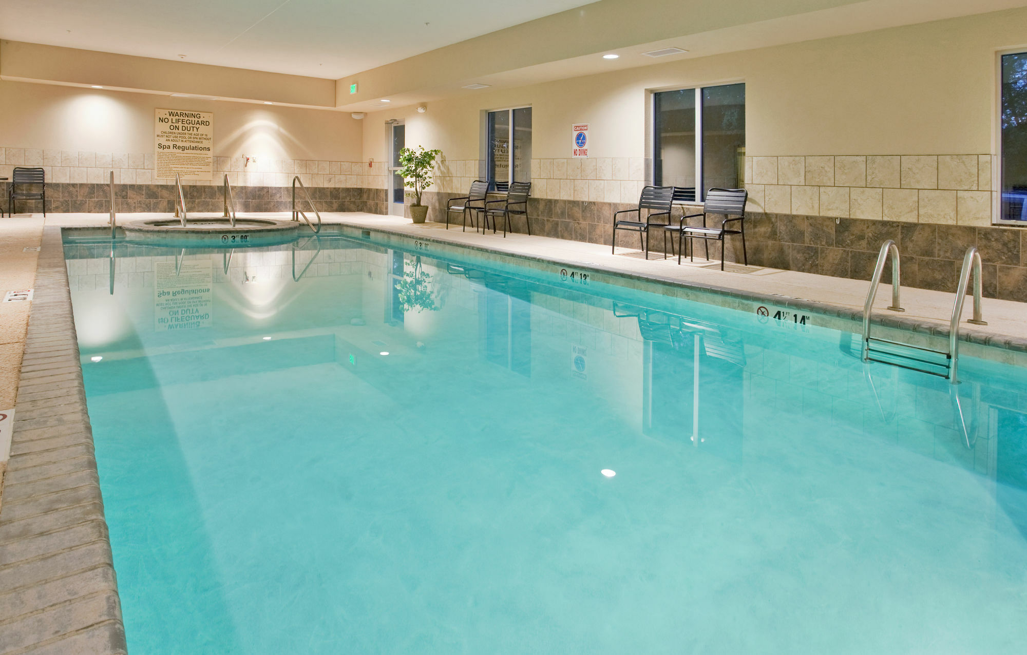 Holiday Inn Express & Suites North Τοπέκα Εξωτερικό φωτογραφία